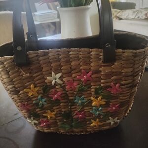 Floral Embroidered Straw Tote Bag